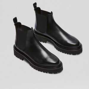 Scanlan Theodore Chelsea boot - brand new, never worn